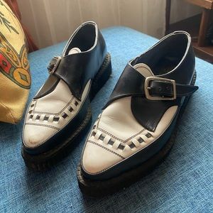 Tuk UNDERGROUND BARFLY BUCKLE creepers